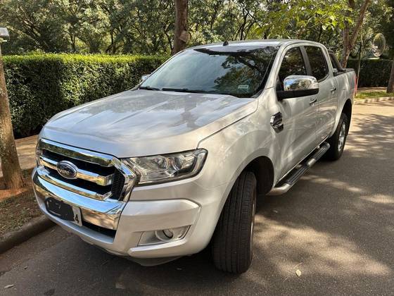 FORD RANGER 2.5 XLT 4X2 CD 16V FLEX 4P MANUAL